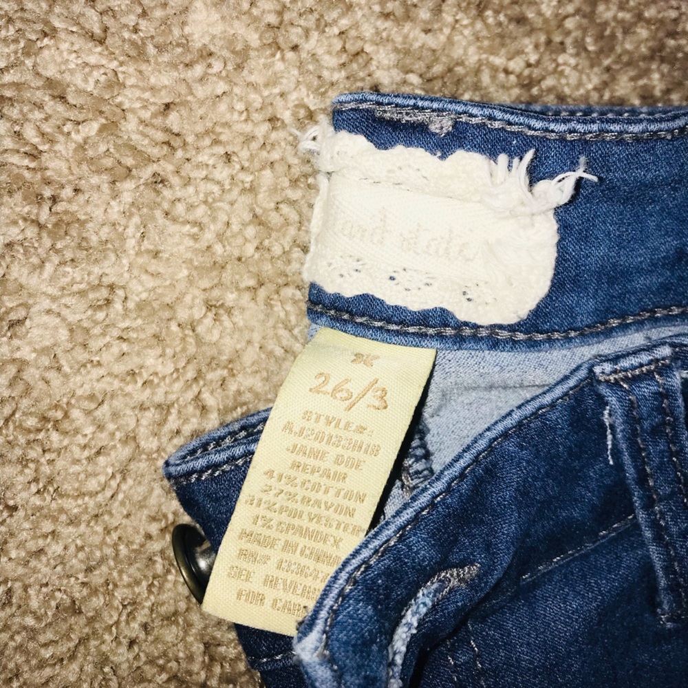 ALTAR’D STATE Blue Denim Staple JEANS! - Picture 3 of 4